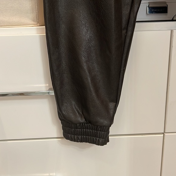 NWOT SPANX Faux Leather Joggers - Picture 4 of 7